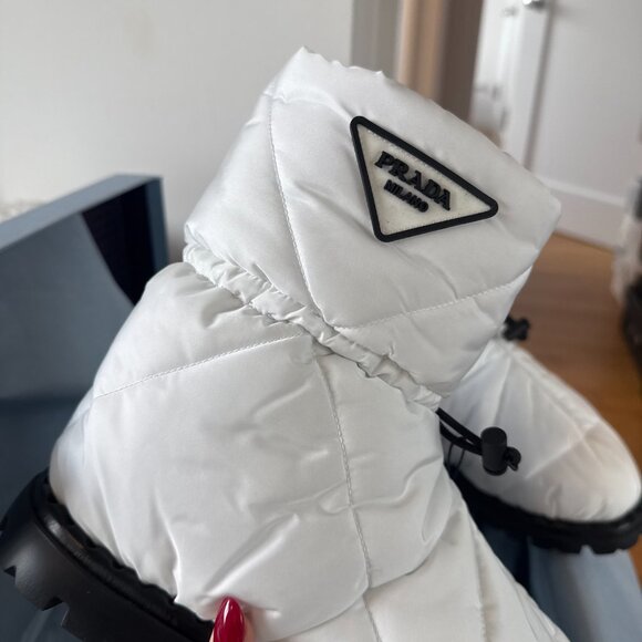 NWT Prada Snow Booties White Quilted Nylon Padded Sz 36.5 - Picture 5 of 10